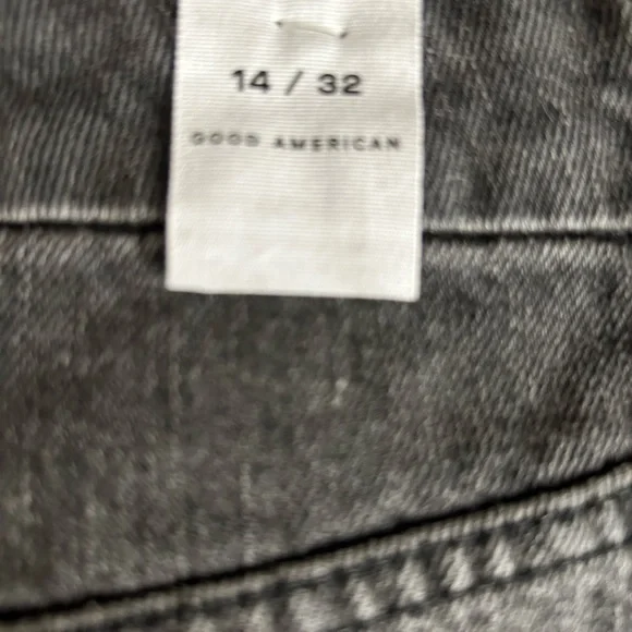NWT Good American Good Boy Outseam Frayed Midrise Straight Jean size 14/32 - Picture 5 of 11
